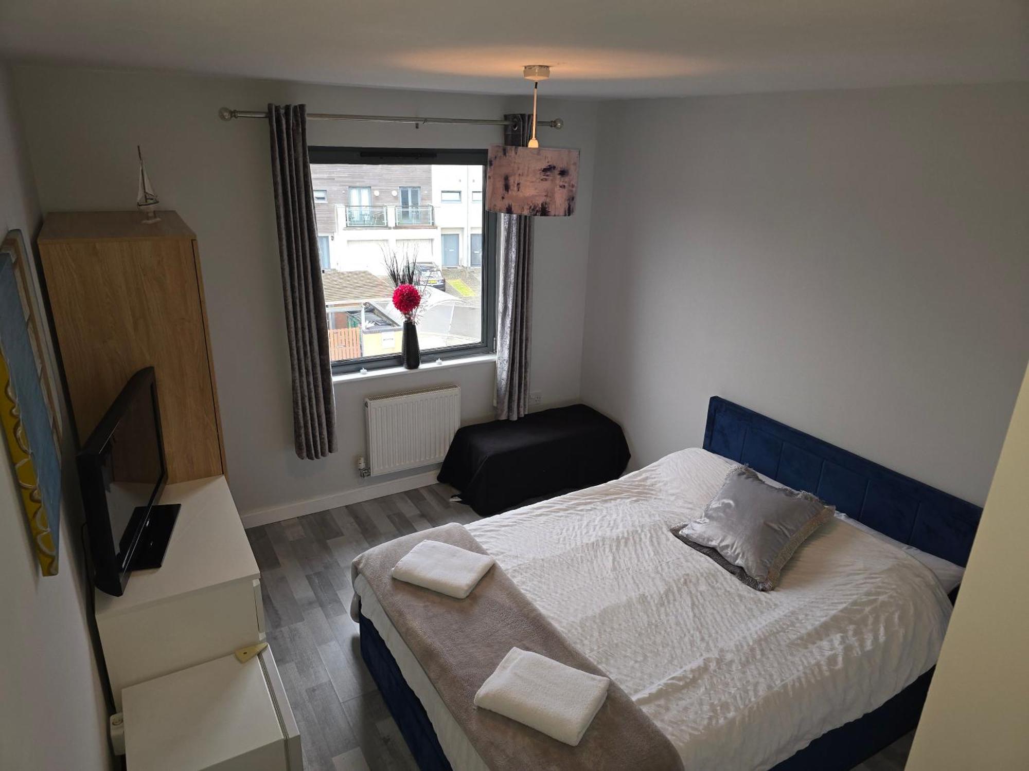 Homestay 2 Spacious In The Heart Of The Marina Swansea