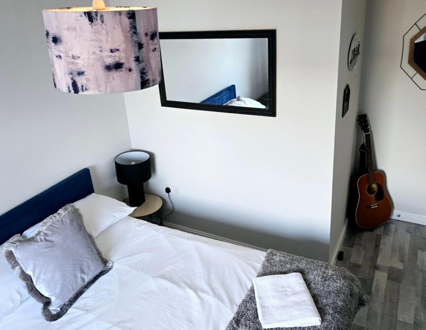 2 Spacious In The Heart Of The Marina